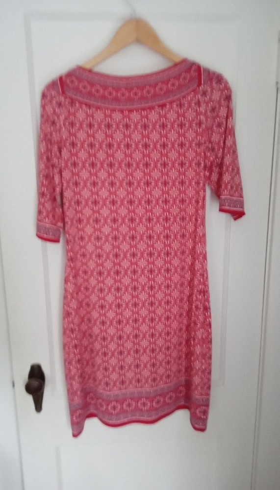 Max Studio Fitted Dress - Picture 2 of 3